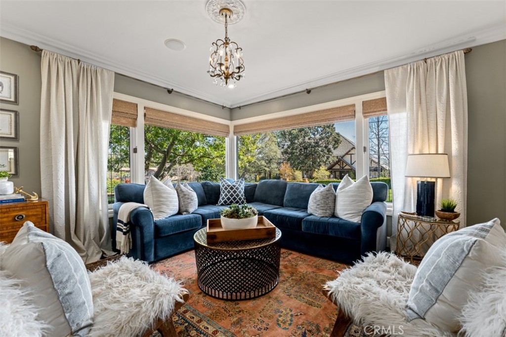9881 Brier Lane