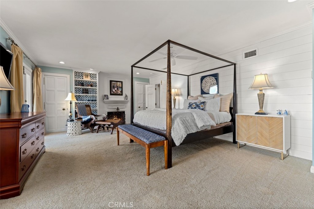 9881 Brier Lane
