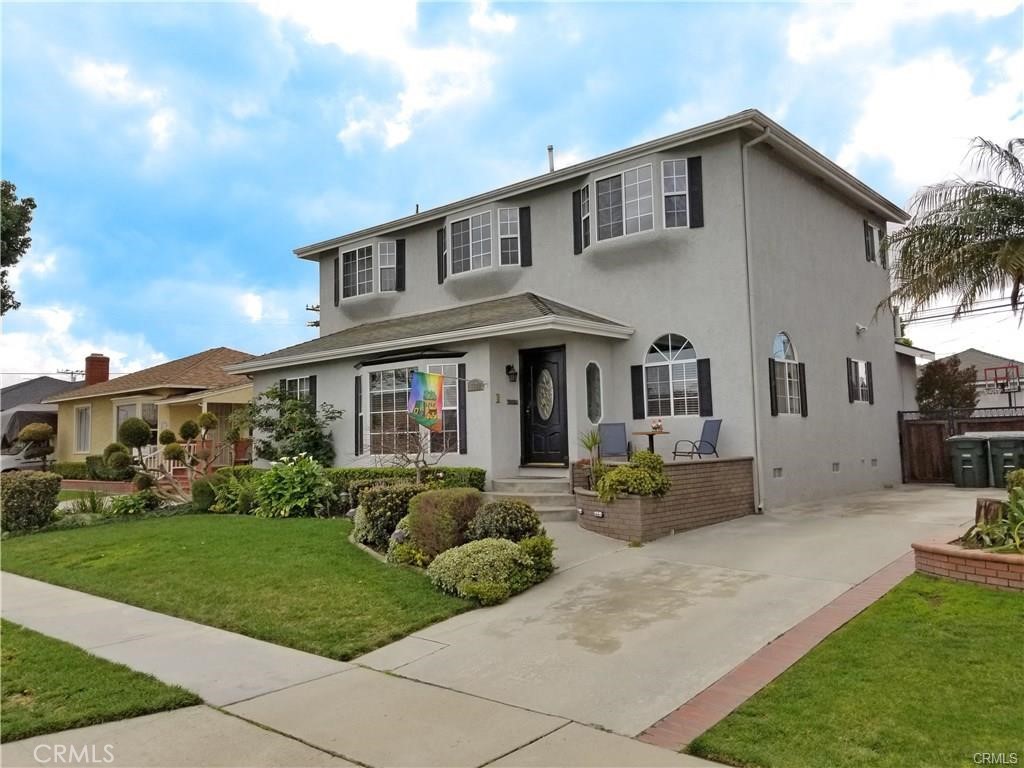 5738 Hardwick Street