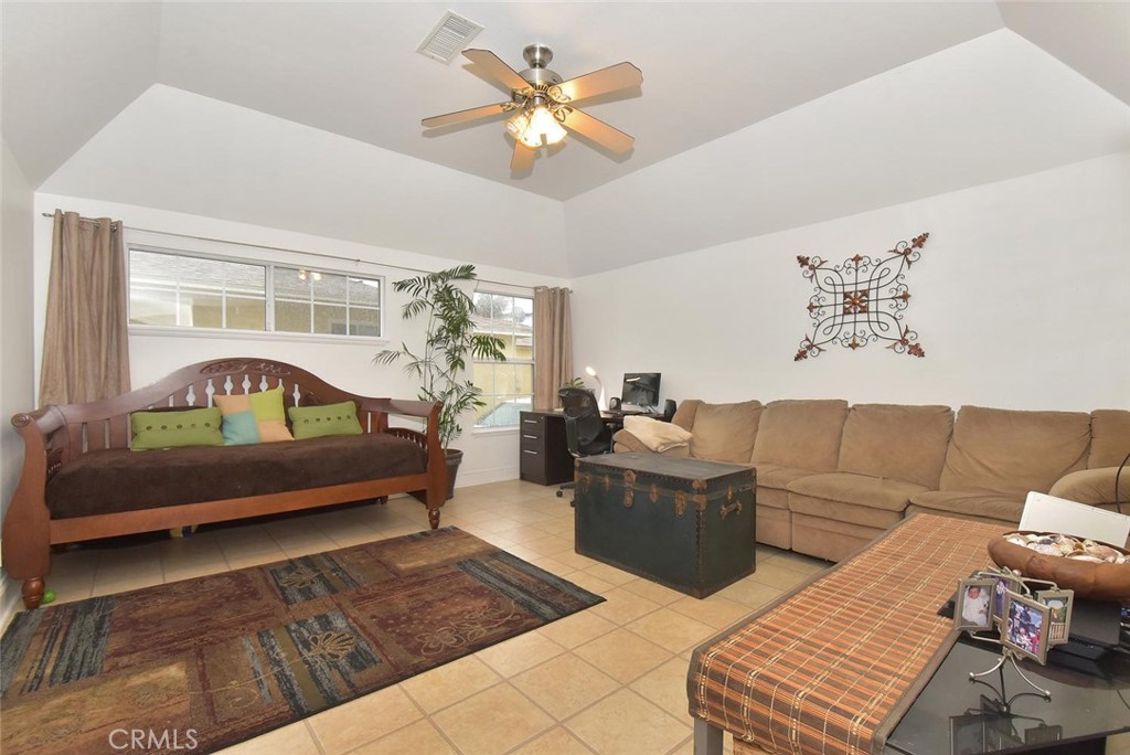 5738 Hardwick Street