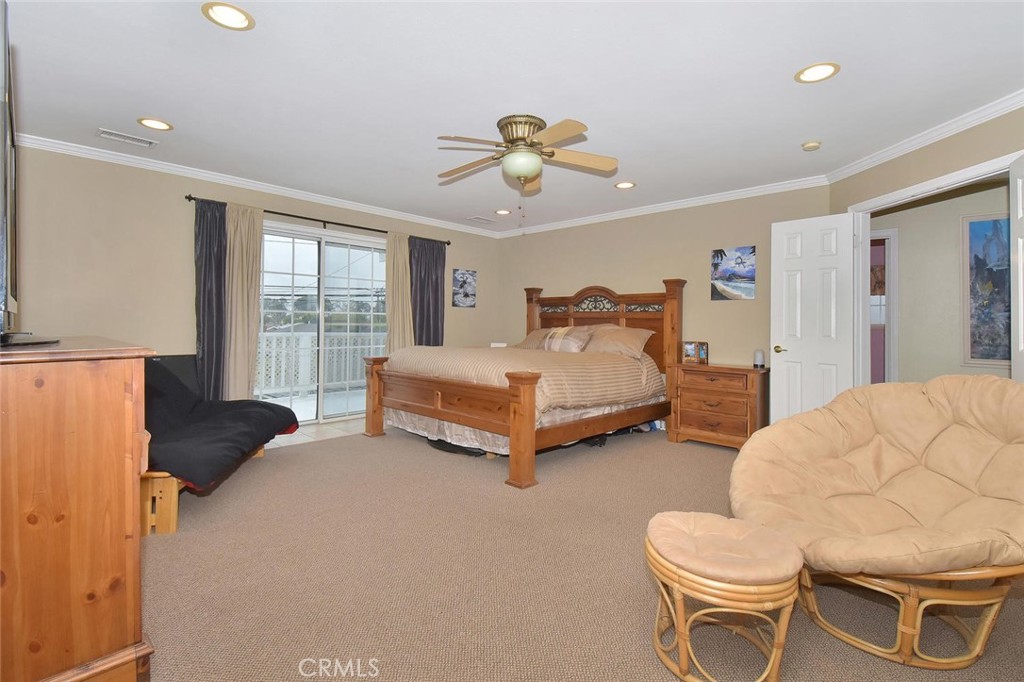 5738 Hardwick Street