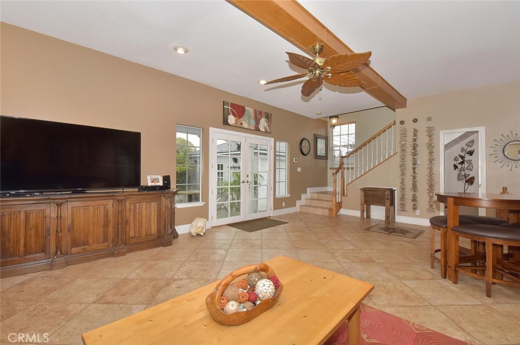 5738 Hardwick Street