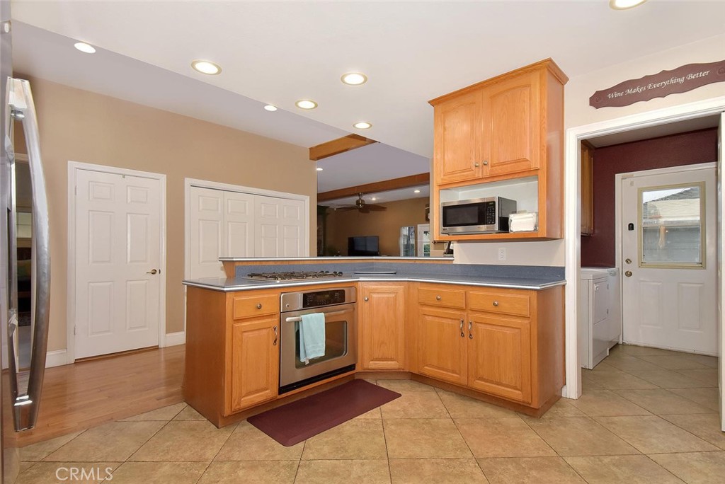 5738 Hardwick Street