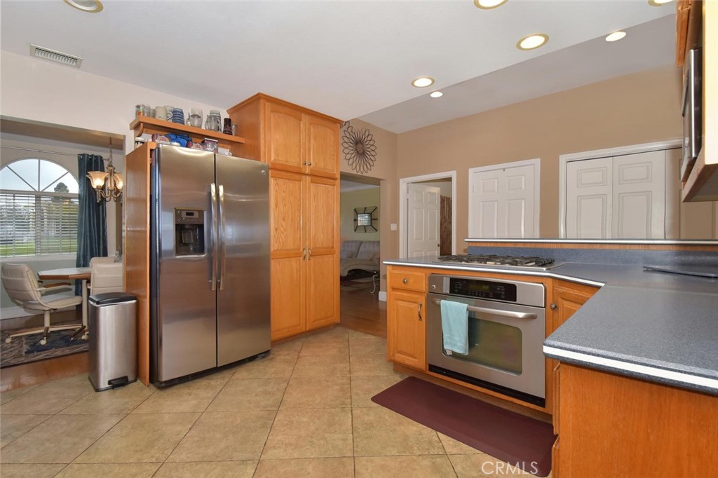 5738 Hardwick Street