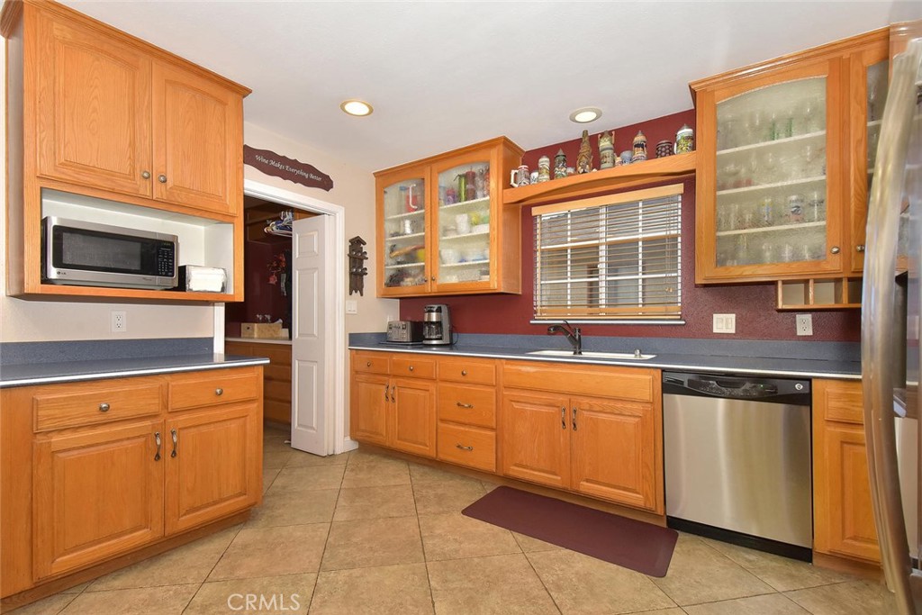 5738 Hardwick Street