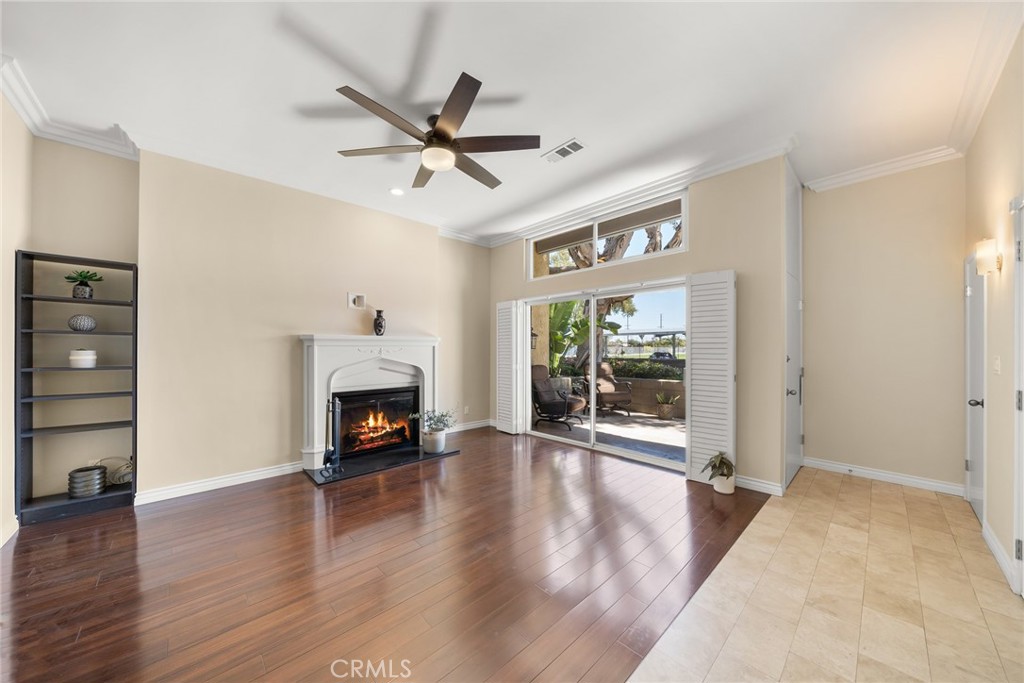 1042 Palo Verde Avenue
