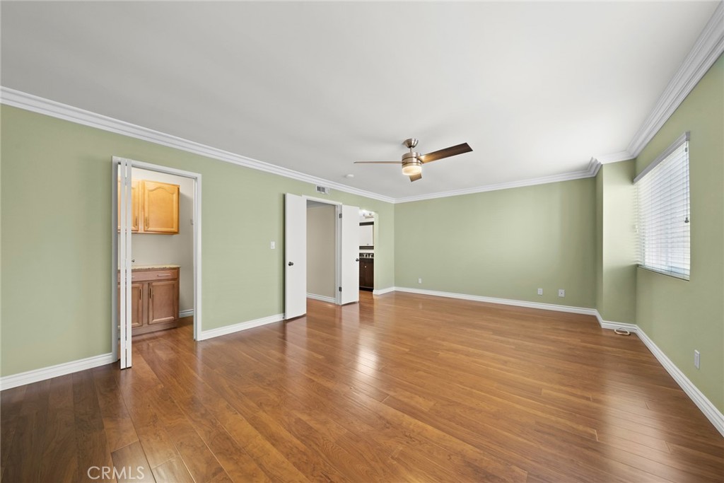 1042 Palo Verde Avenue