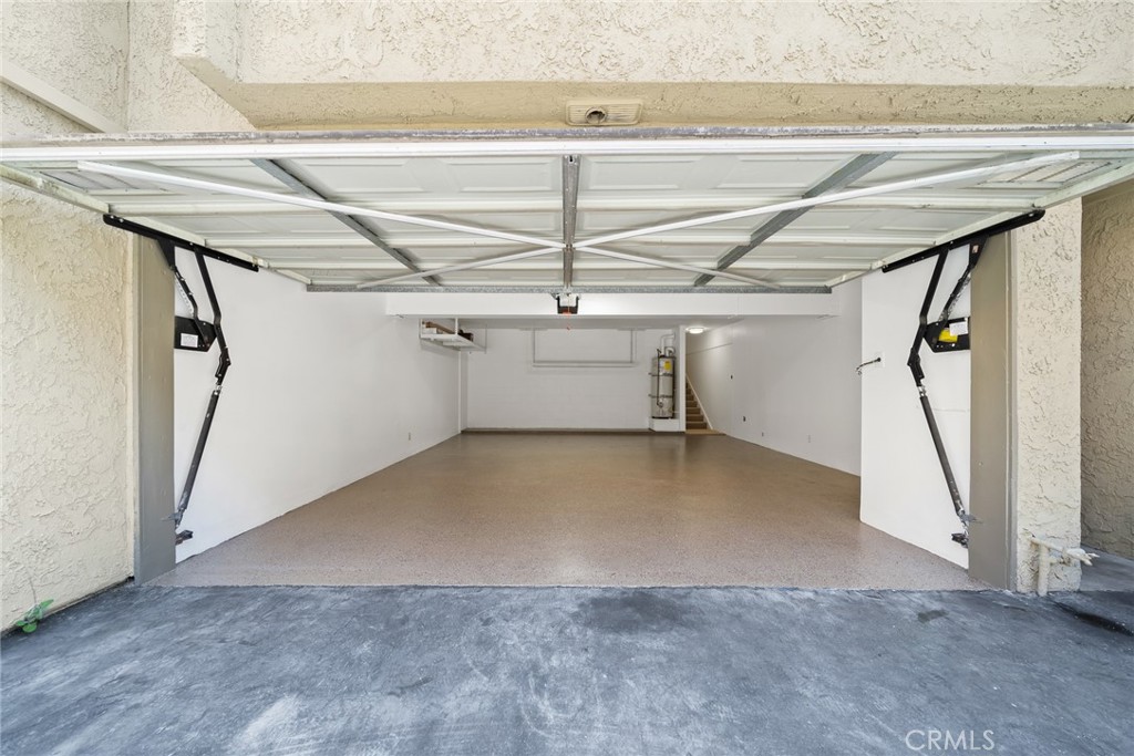 1042 Palo Verde Avenue