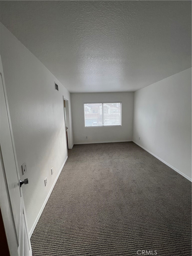 932 S Lone Pine Lane