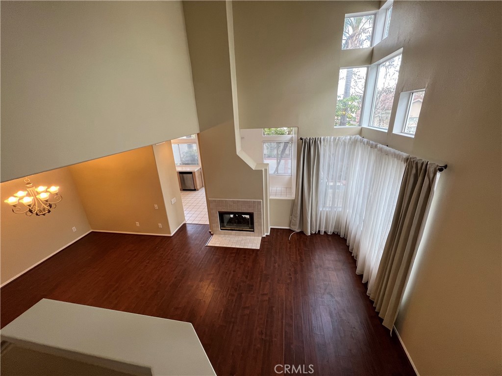 932 S Lone Pine Lane