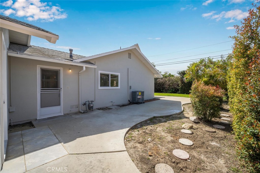 3291 Oak Knoll Drive