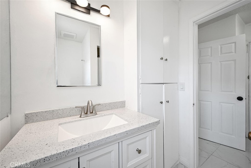 3291 Oak Knoll Drive