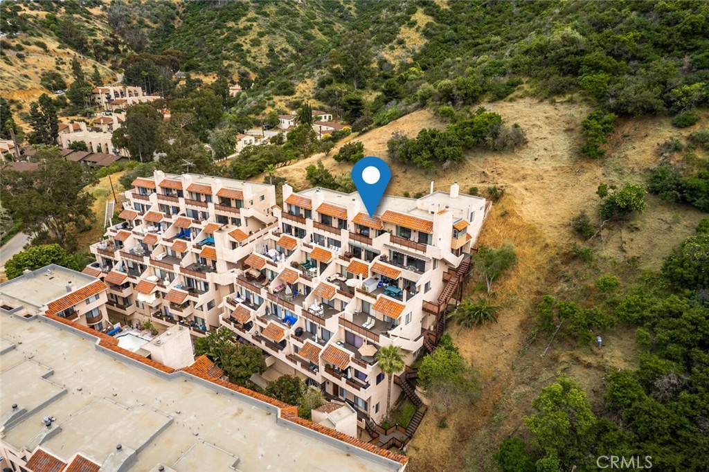 360 Clemente Avenue C64