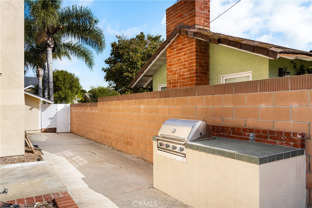 2672 Saint Albans Drive