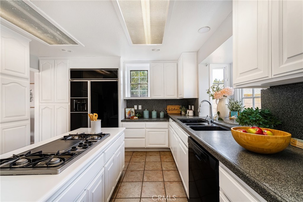 2672 Saint Albans Drive