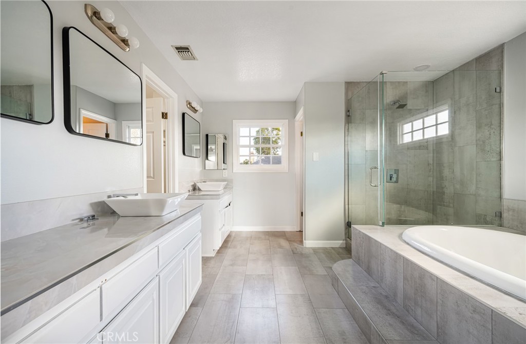 2672 Saint Albans Drive