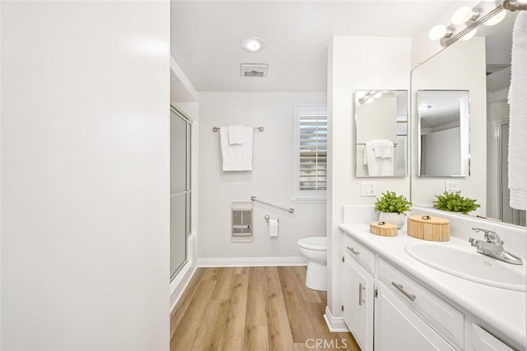 1860 St John Road 32 C