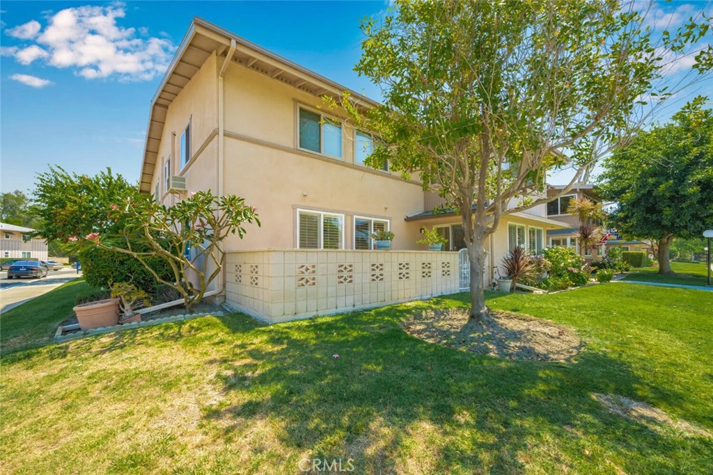 1860 St John Road 32 C