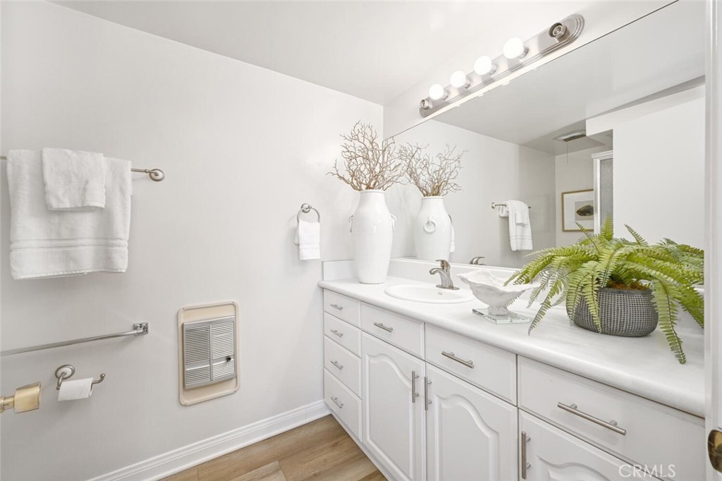 1860 St John Road 32 C