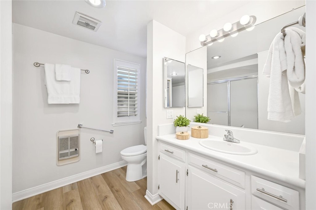 1860 St John Road 32 C