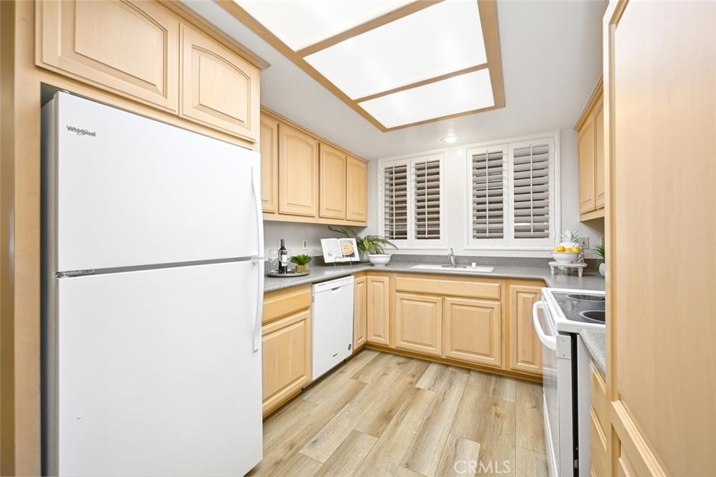 1860 St John Road 32 C