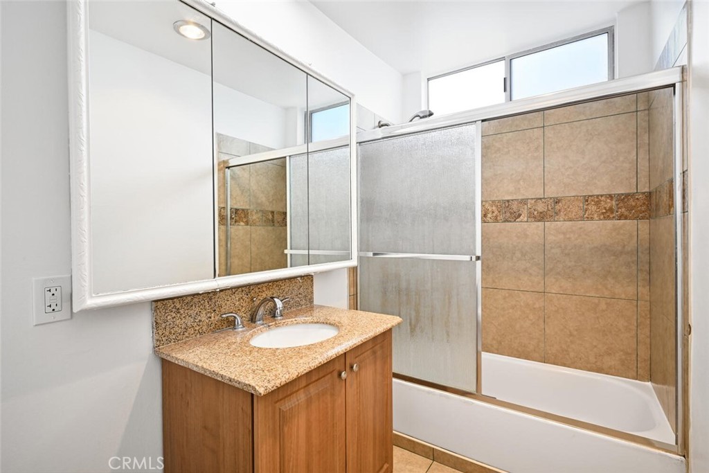 545 Chestnut Avenue 410