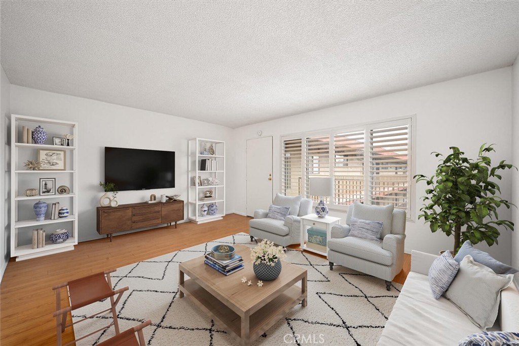 545 Chestnut Avenue 410