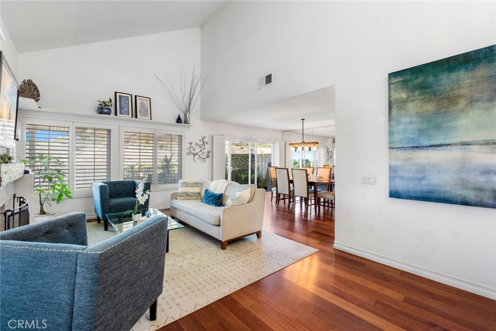 2425 Camino Bucanero 22