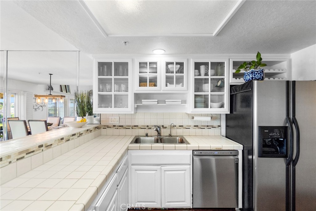 2425 Camino Bucanero 22