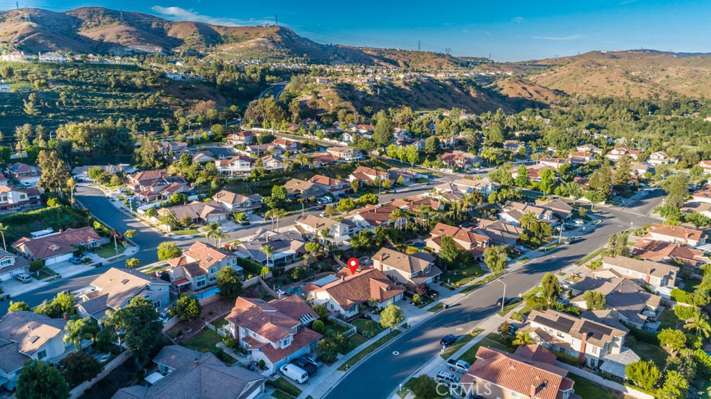 6421 E Yosemite Avenue