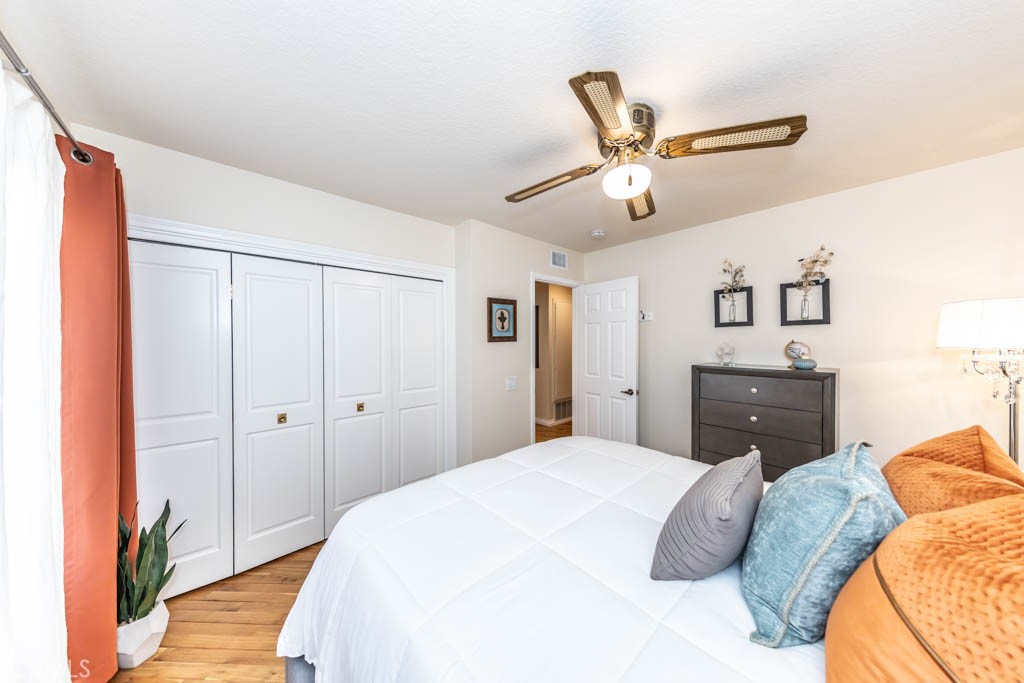 6421 E Yosemite Avenue