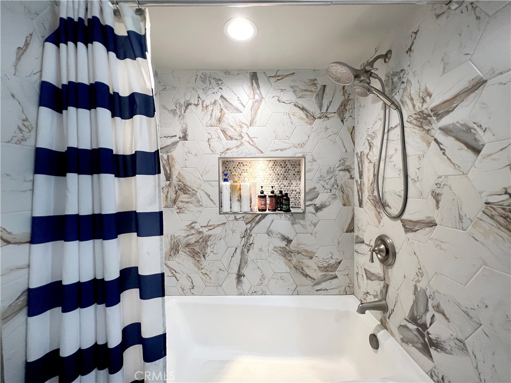 17132 LA COLLETTE Place
