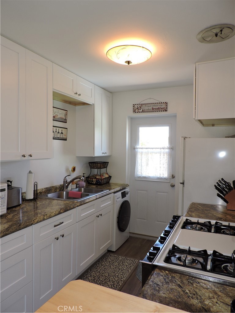 102 Manzanita Street