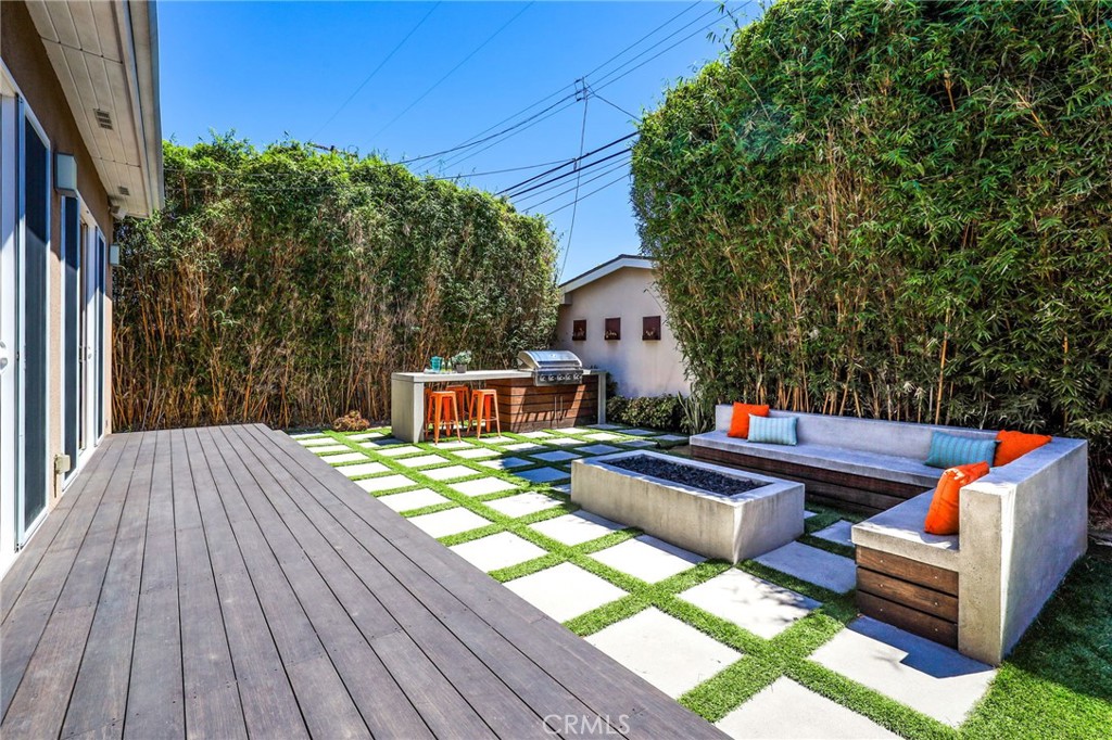 2642 Josie Avenue