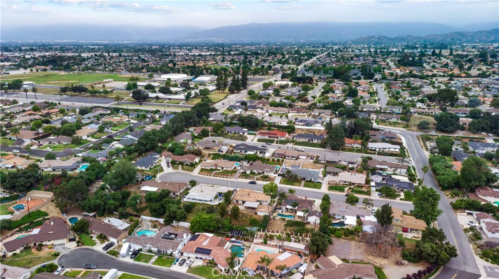 1336 E Navilla Place