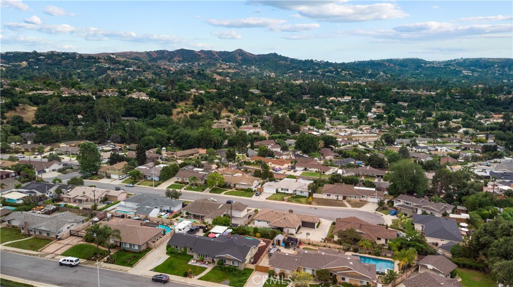 1336 E Navilla Place