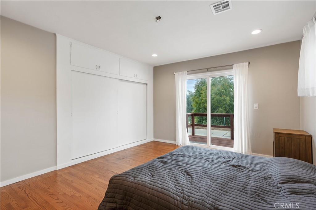 1336 E Navilla Place