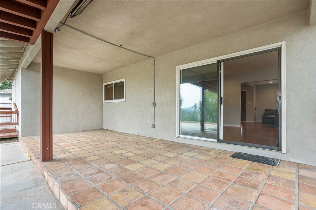 1336 E Navilla Place