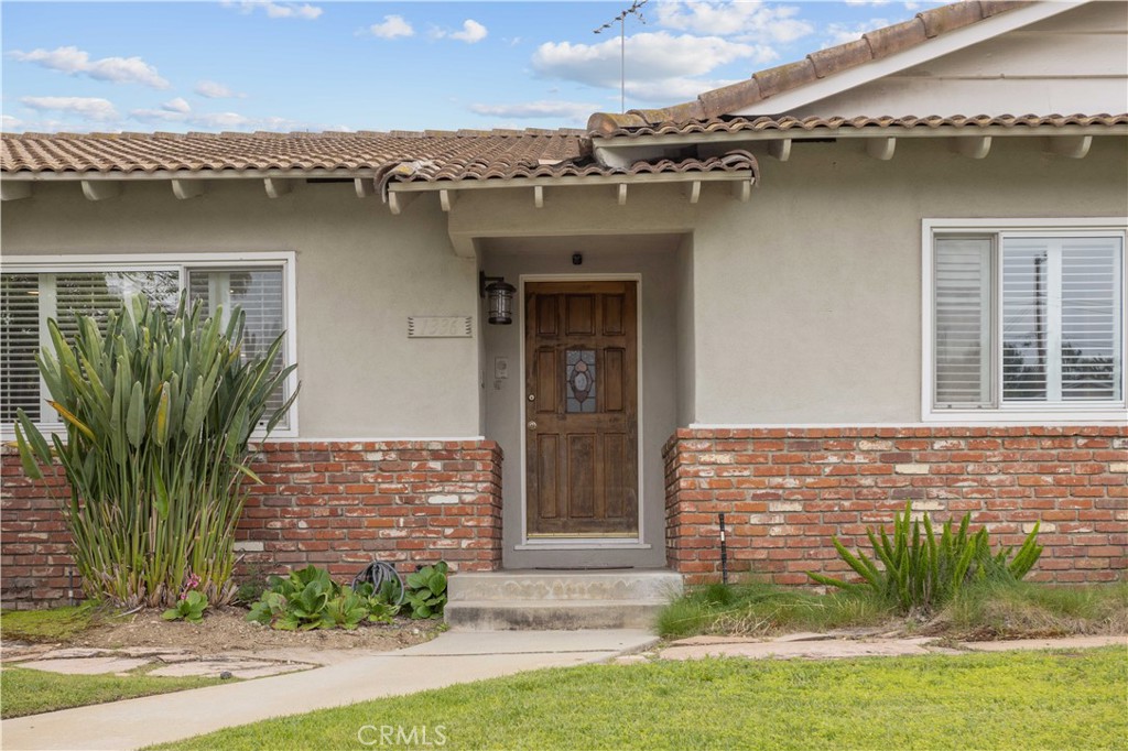 1336 E Navilla Place