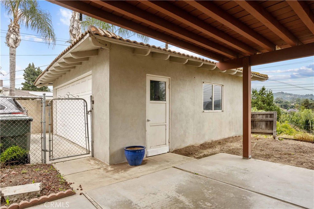 1336 E Navilla Place