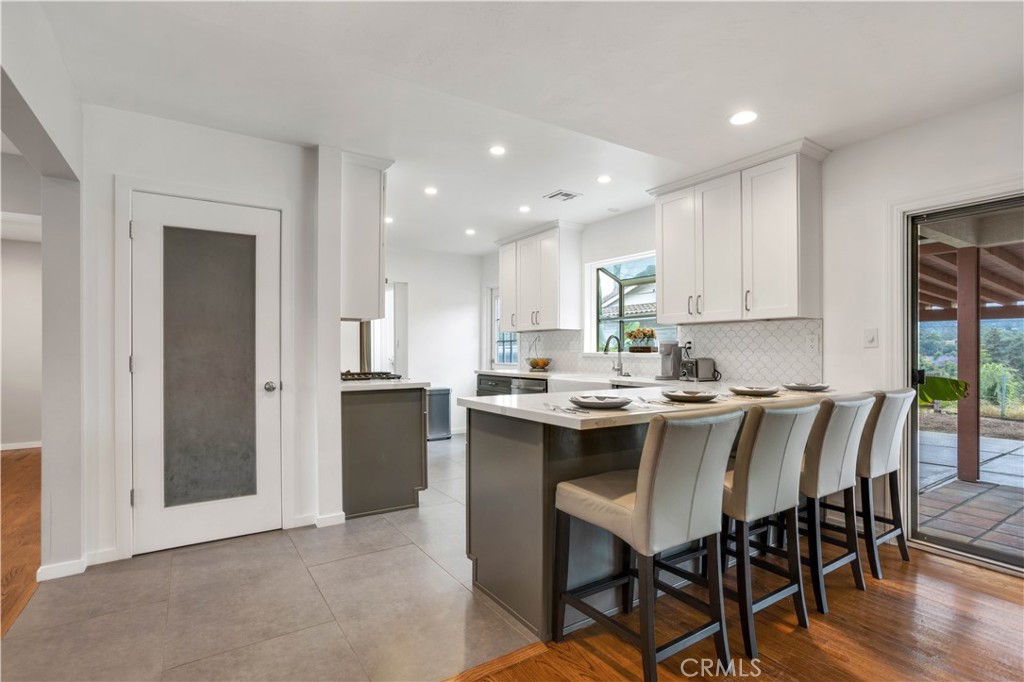 1336 E Navilla Place