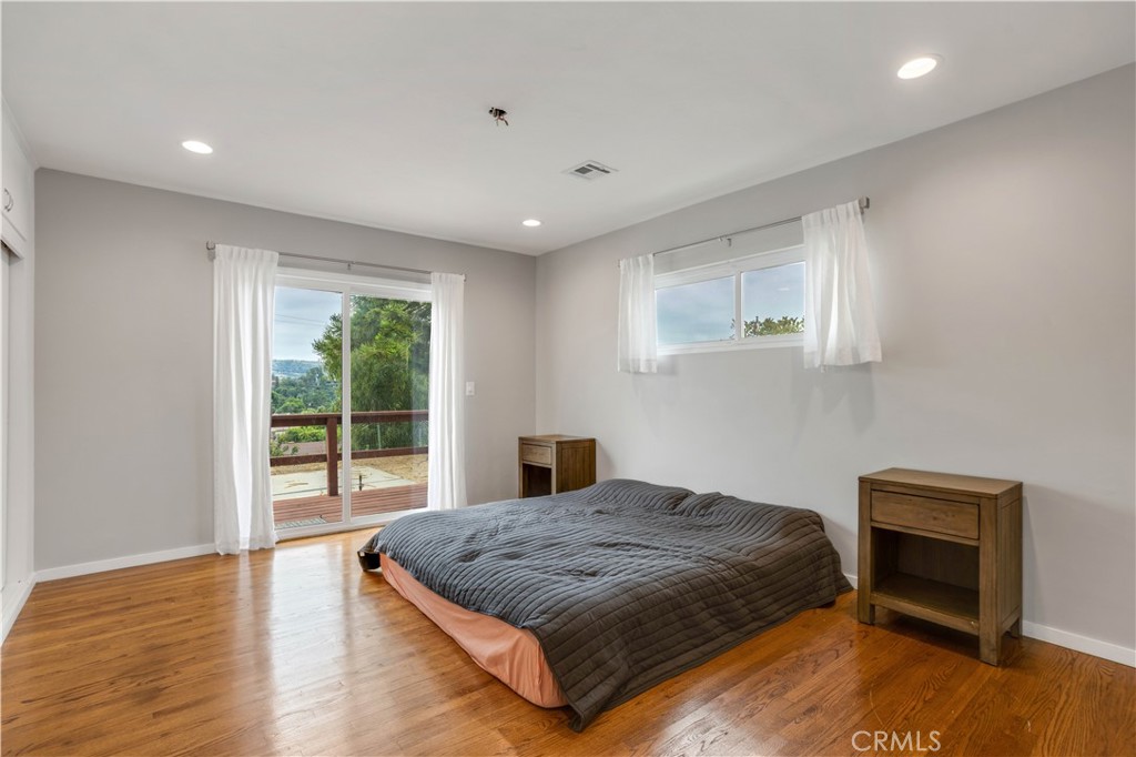 1336 E Navilla Place