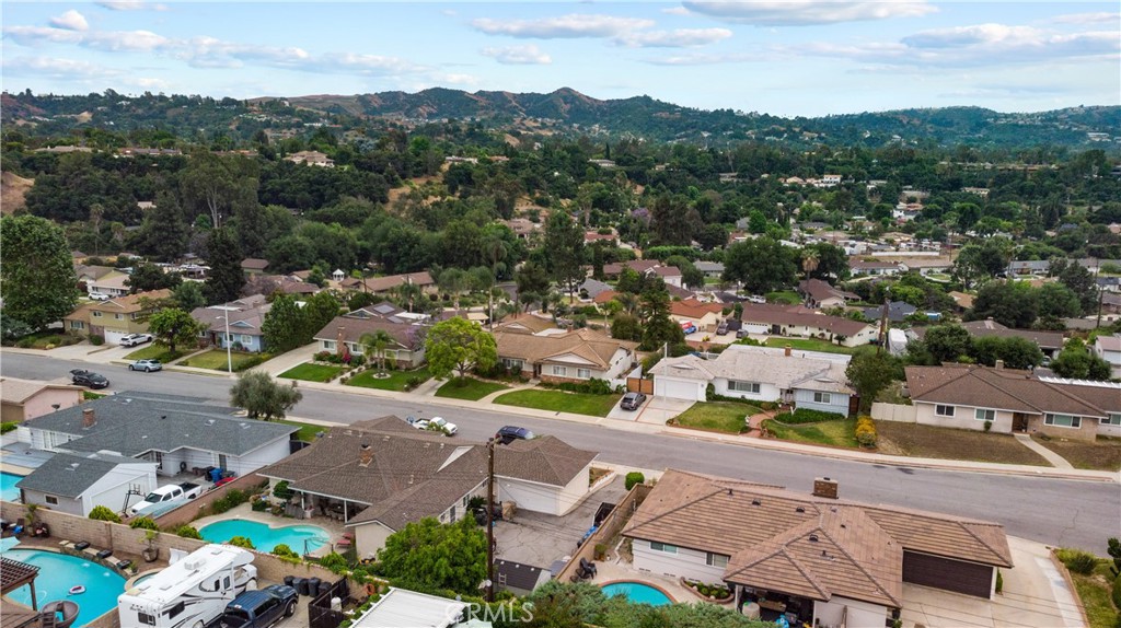 1336 E Navilla Place