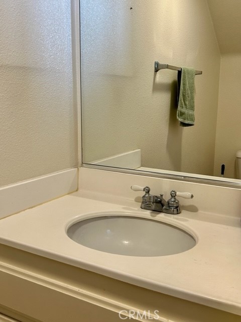 3302 Orangewood
