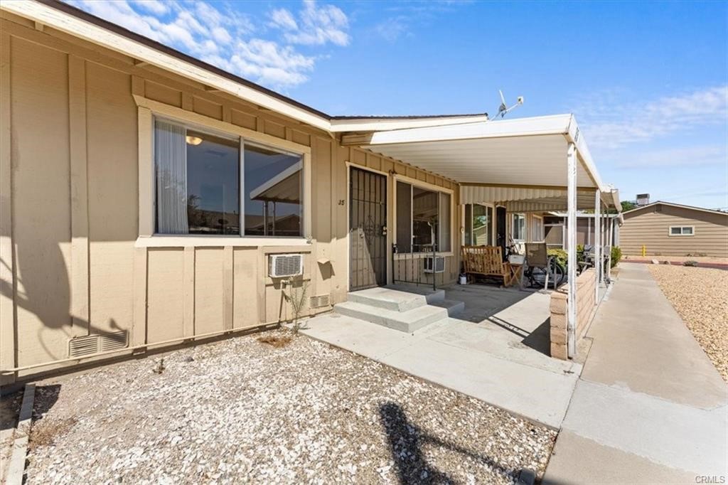 150 E Lakeshore Drive 35