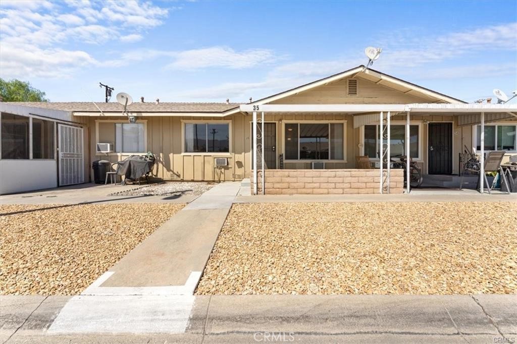 150 E Lakeshore Drive 35