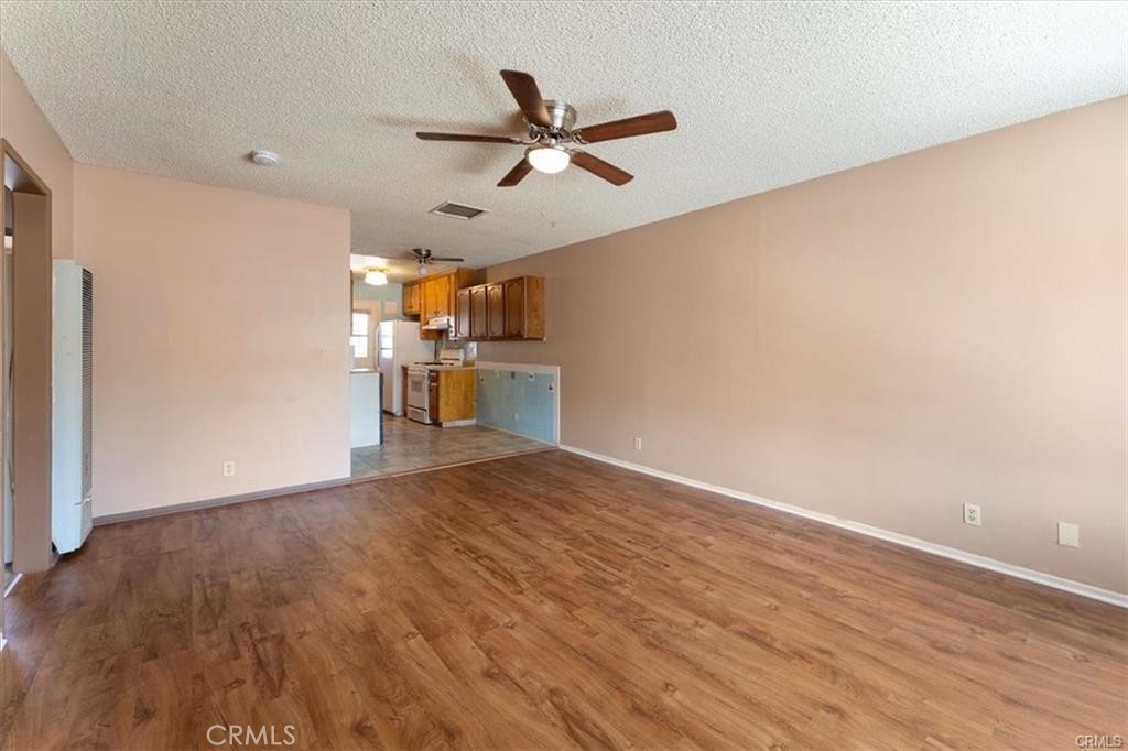 150 E Lakeshore Drive 35