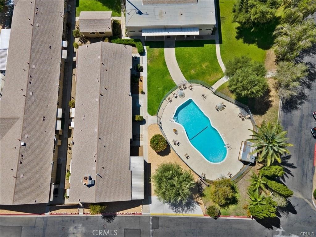 150 E Lakeshore Drive 35