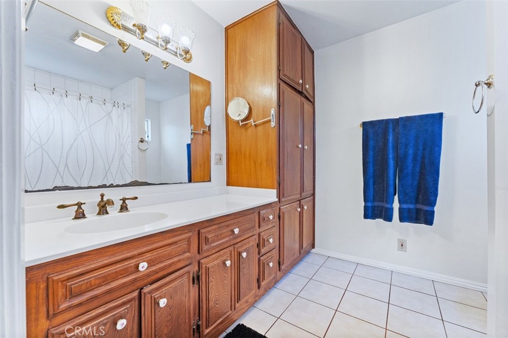 13362 Woodland Drive