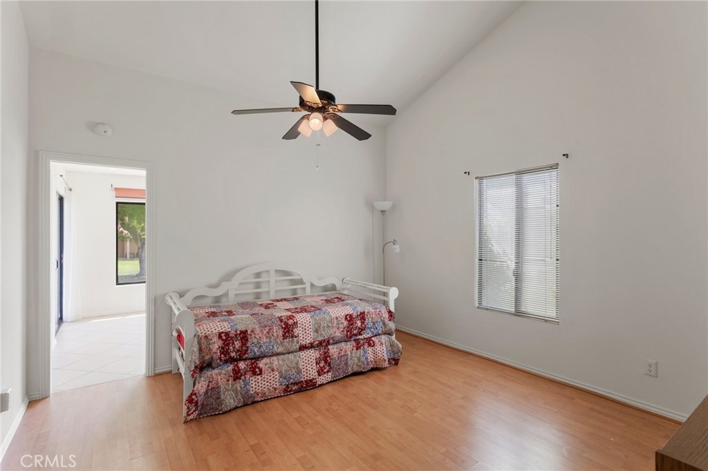 40750 NE La Costa Circle W